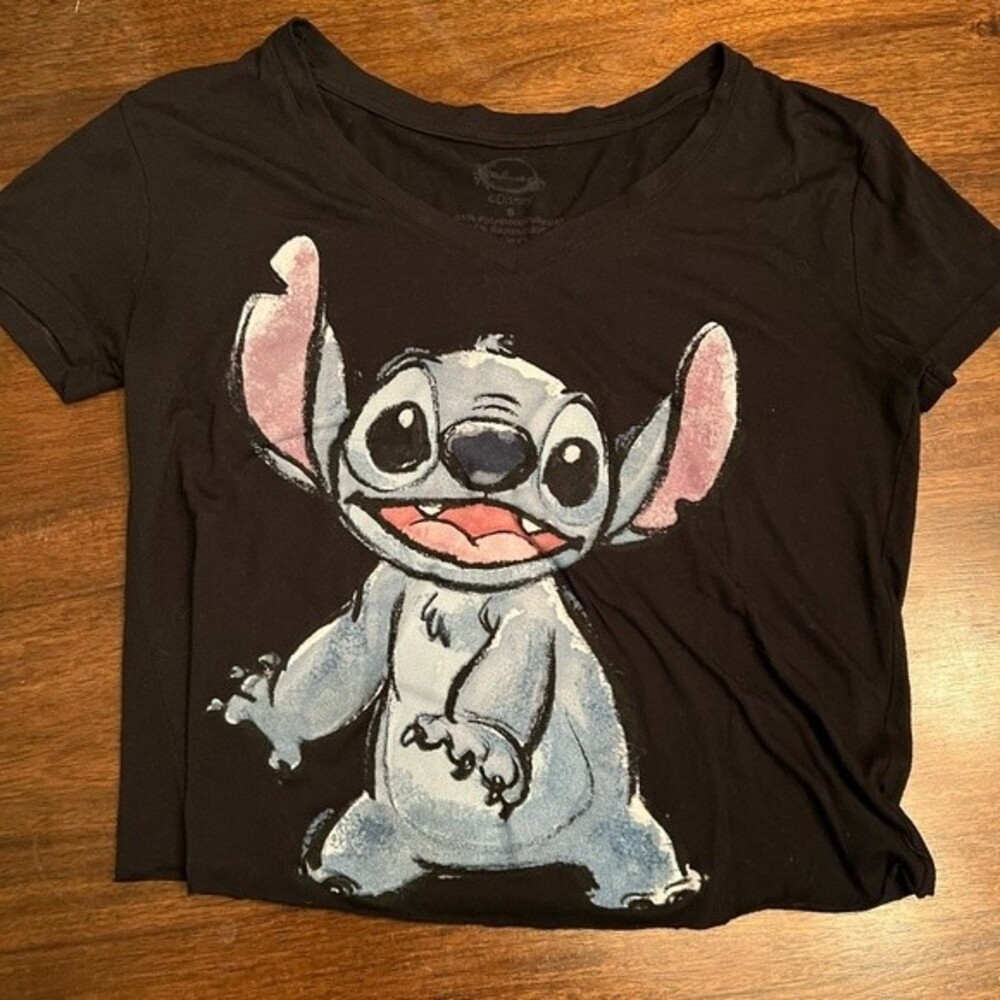 Stitch crop top size small